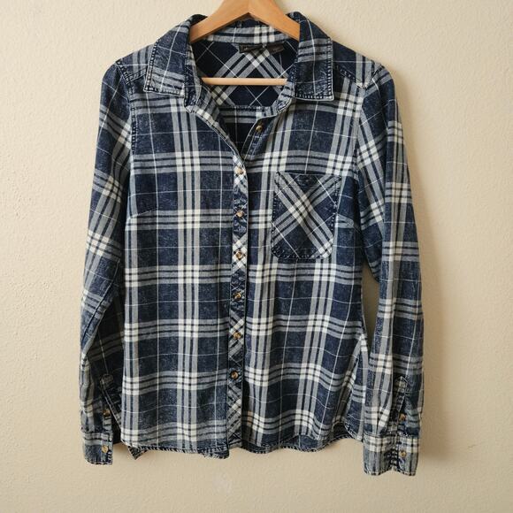 Daytrip Tops - Daytrip button up Flannel Blue Small